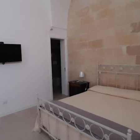 Casa Vacanze Laura S/C Λέτσε Εξωτερικό φωτογραφία
