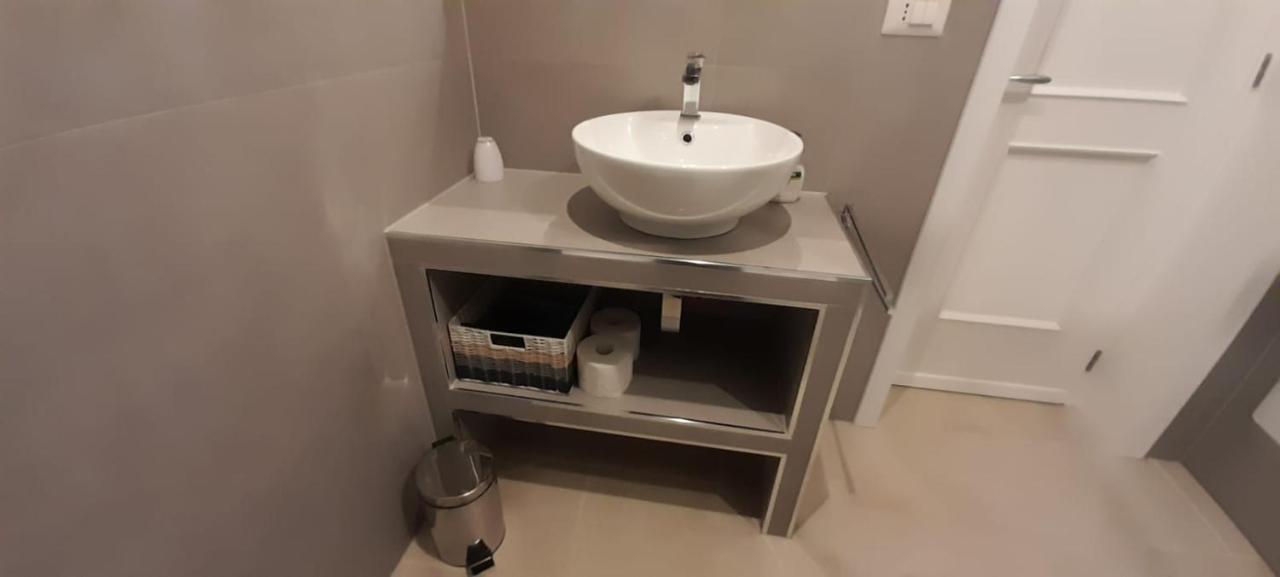 Casa Vacanze Laura S/C Λέτσε Εξωτερικό φωτογραφία