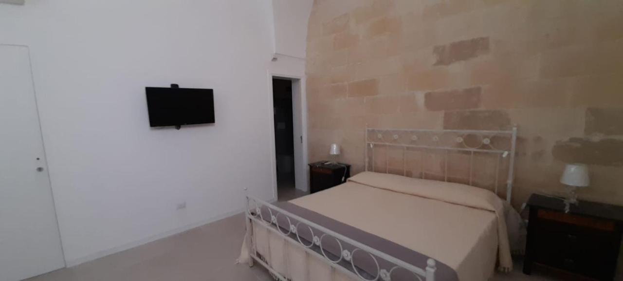 Casa Vacanze Laura S/C Λέτσε Εξωτερικό φωτογραφία